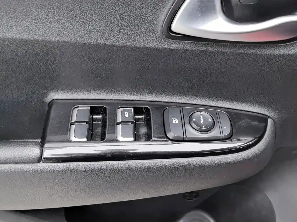 Photo 9 - Kia KX CROSS