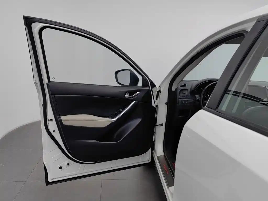 Фото 8 - Mazda CX-5