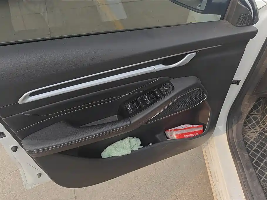 GEELY AUTOMOBILE EMGRAND