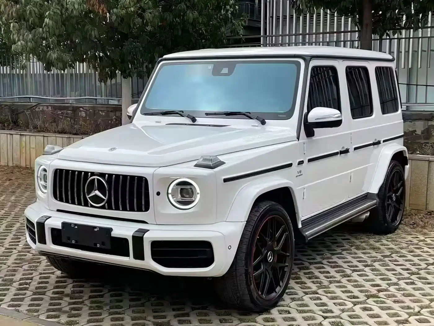 MERCEDES-BENZ G-CLASS