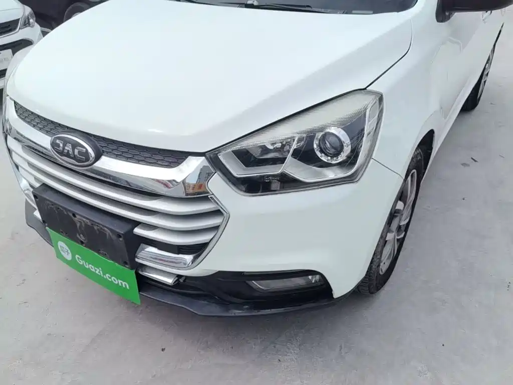 JAC Refine S2 2017 2017 1.5L CVT Luxury