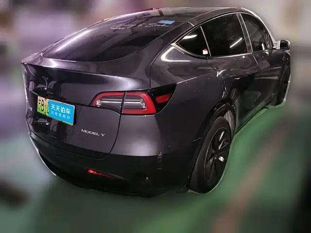 Tesla Model Y 2022 Facelift Rear-Wheel Drive Version — фото 2
