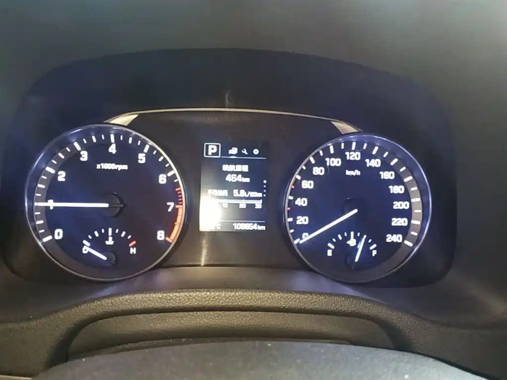 Hyundai Elantra 2016 Model 1.6L Automatic Smart Elite фото 12