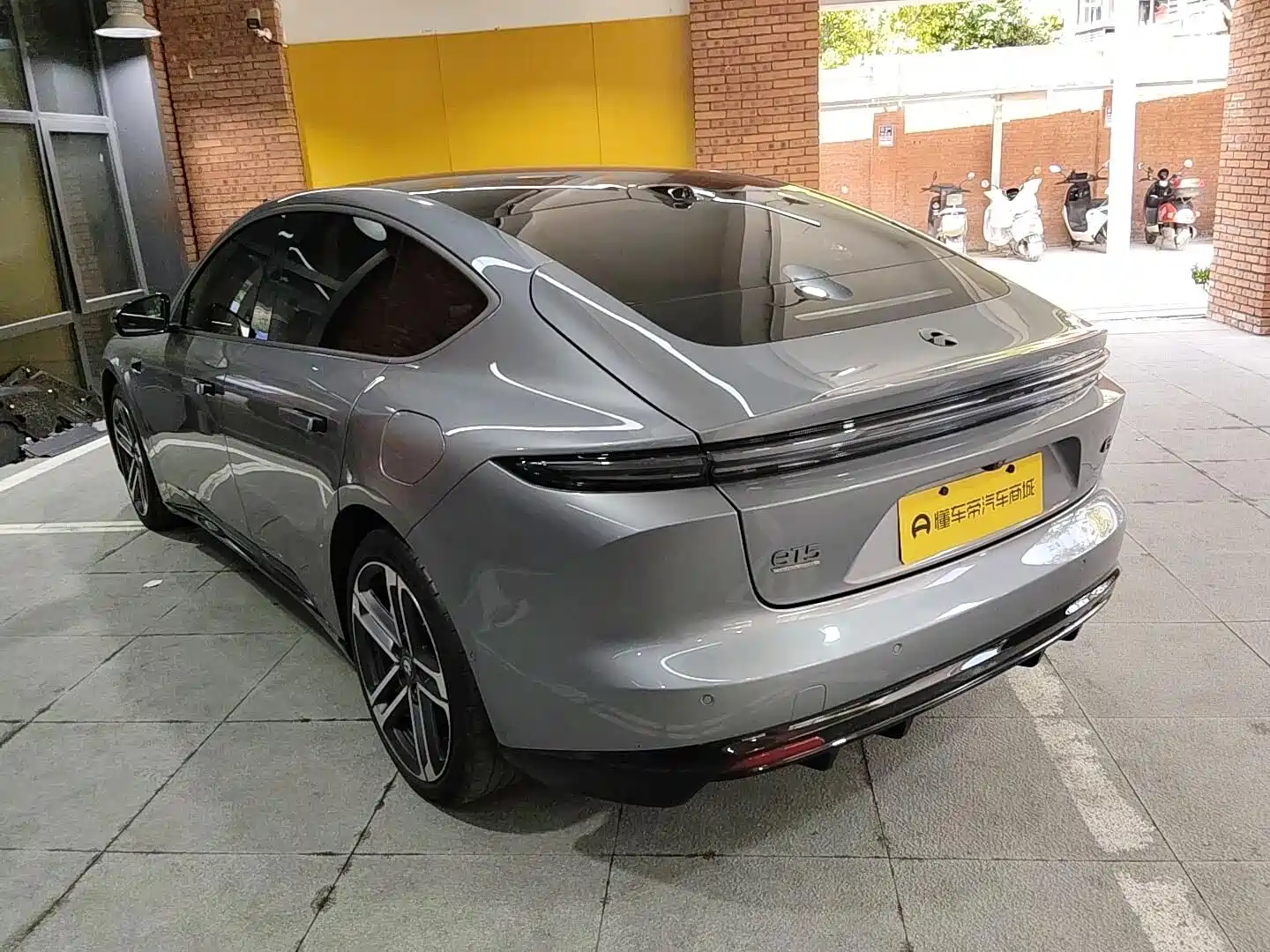 Фото 3 - NIO ET5