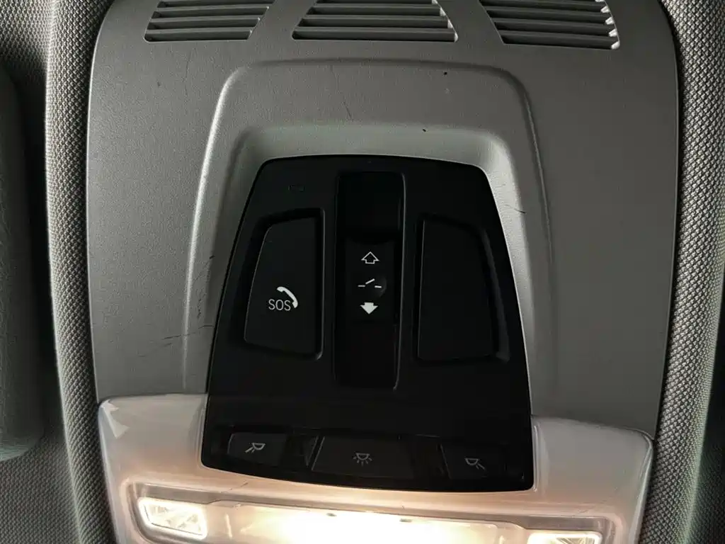 BMW X1 2022 sDrive20Li Fashion фото 17