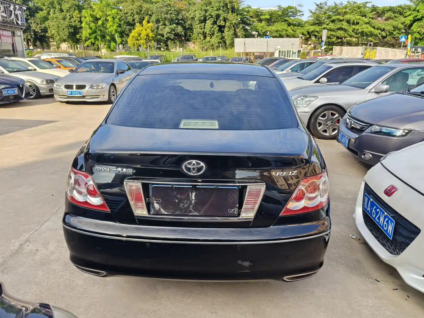 Toyota Reiz 2008 2.5S Special Navigation Edition фото 18