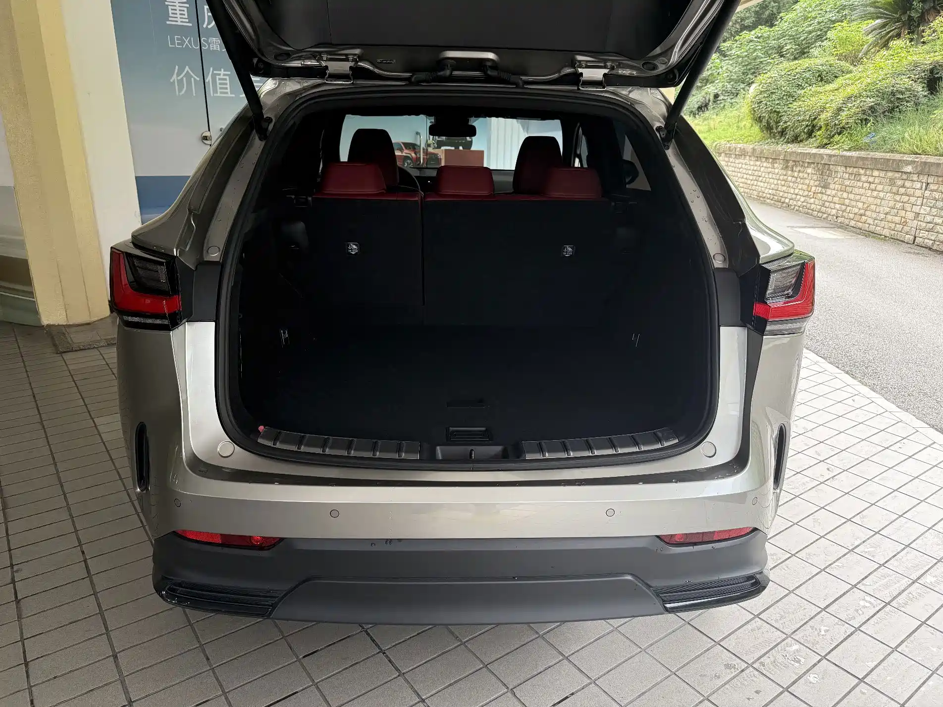 Photo 12 - Lexus NX