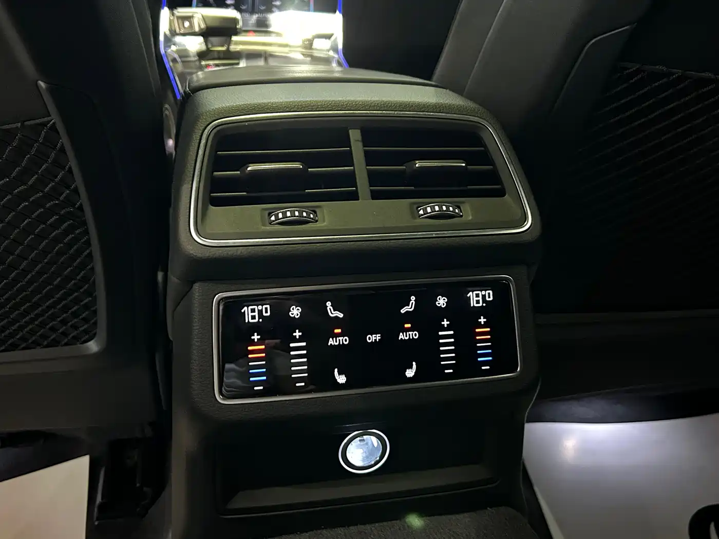 Audi A6L 2020 55 TFSI quattro Exclusive Dynamic фото 24