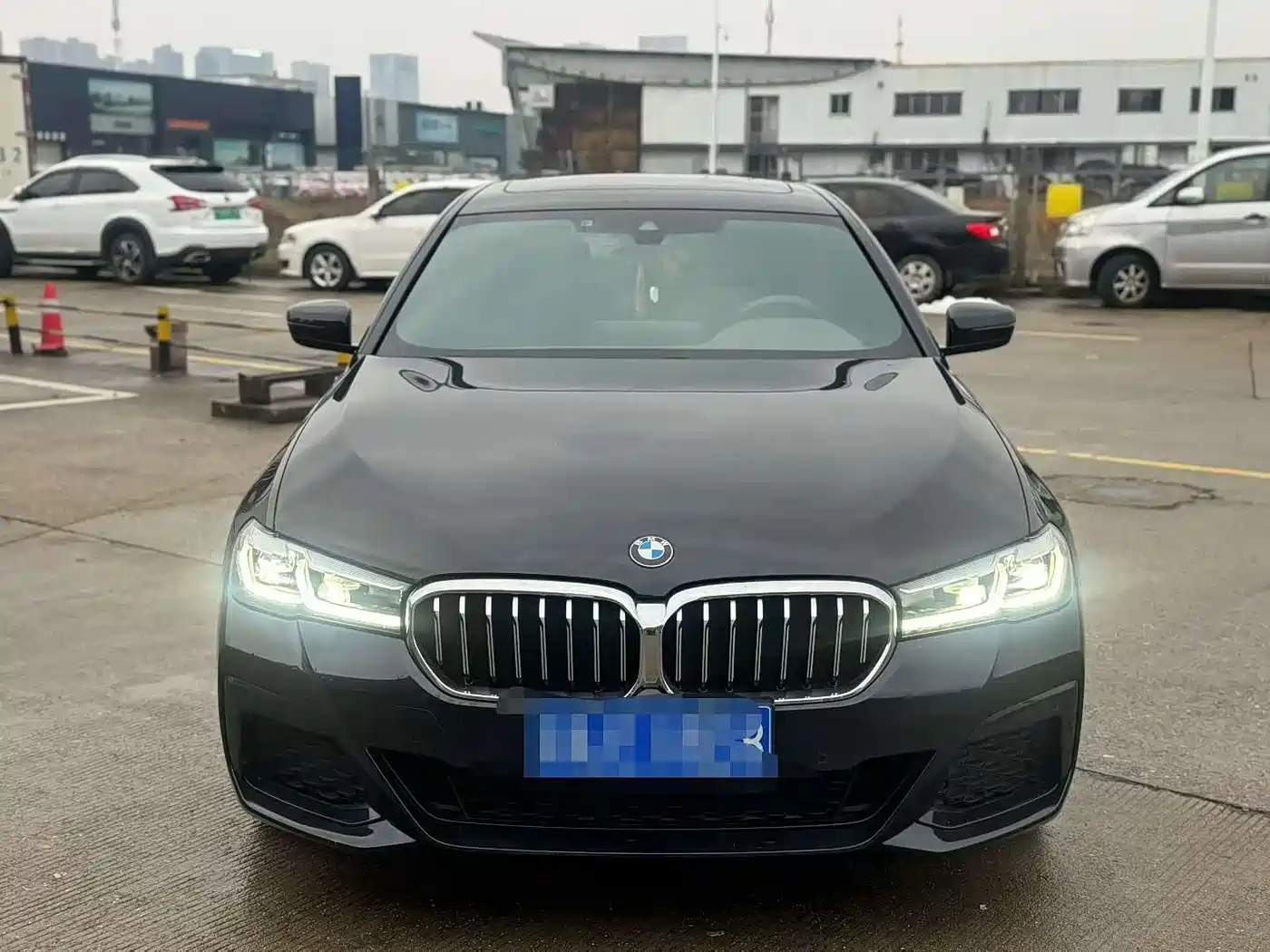 BMW 5 SERIES
