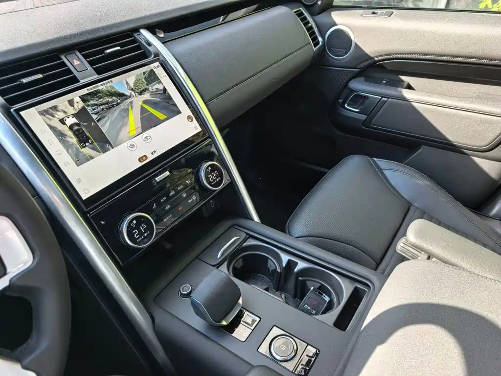 Фото 6 - Land Rover Discovery