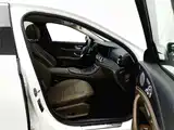 Фото 23 - Mercedes-Benz E-Class