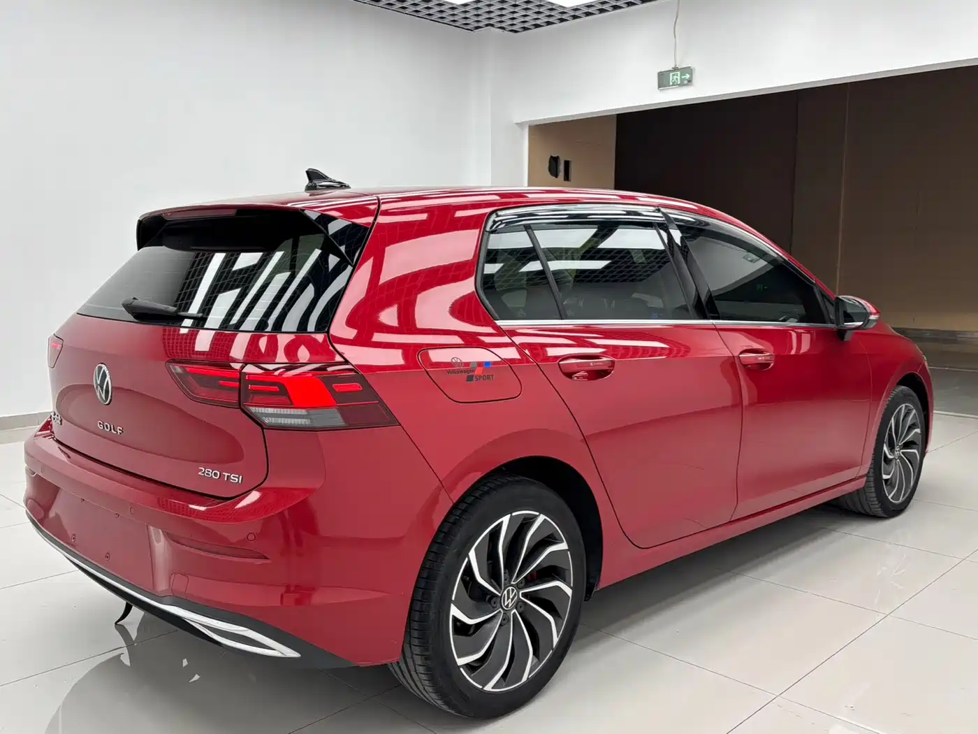 Volkswagen Golf 2023 Facelift 280TSI DSG Pro фото 6