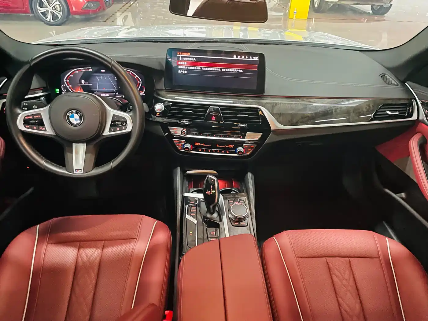 BMW 5 Series 2022 525Li M Sport Package фото 11