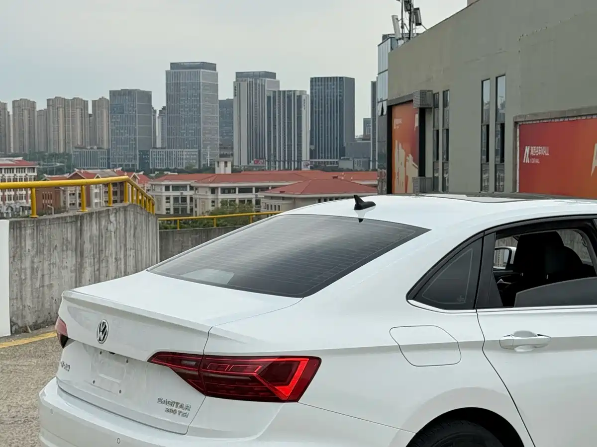 Volkswagen Sagitar, миниатюра 5