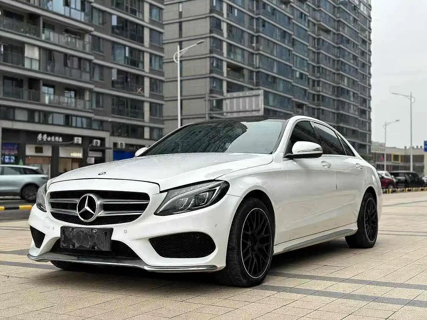 Mercedes-Benz C-Class 2016 C 200 L 4MATIC