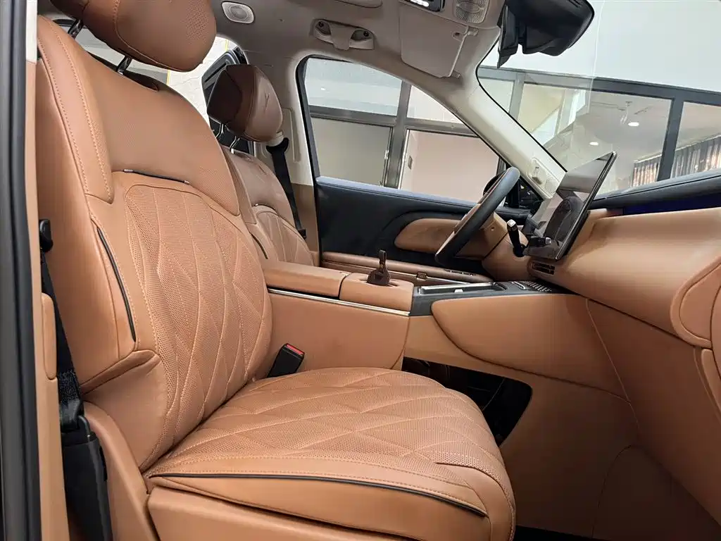 Voyah Auto VOYAH Taisan 2026 Model Base фото 20