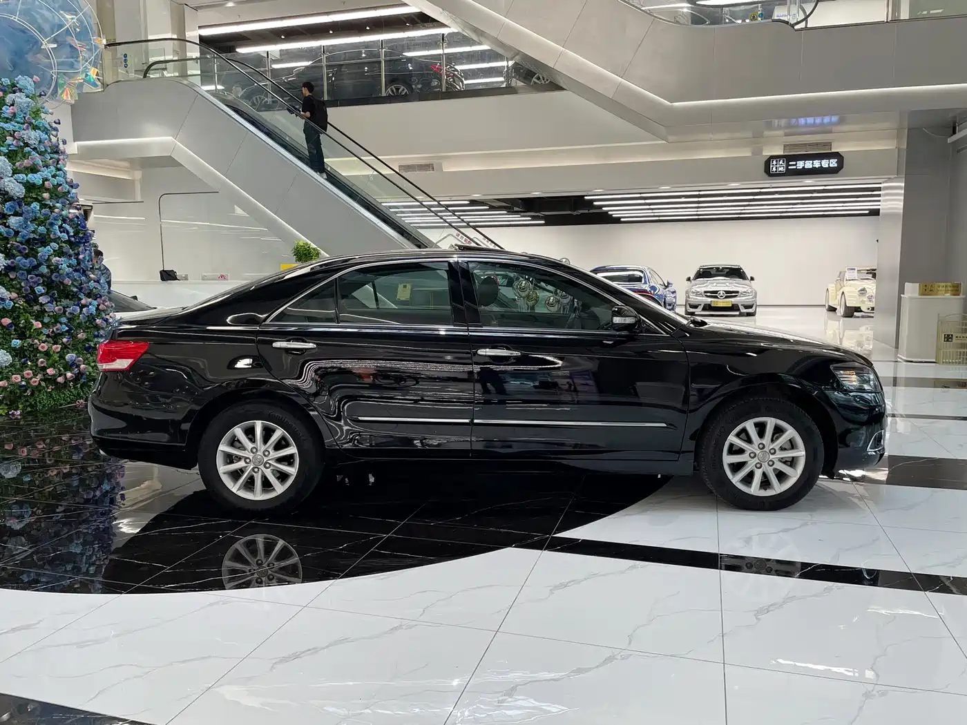 Toyota Camry 2013 200G Classic Luxury Edition фото 7