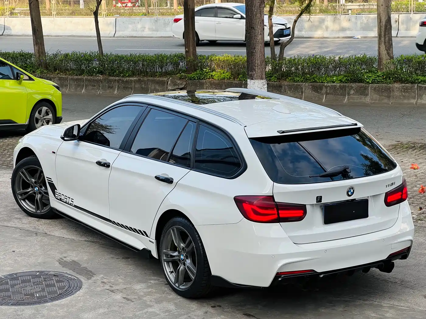BMW 3 Series (Import) 2016 320i Fashion Wagon фото 7
