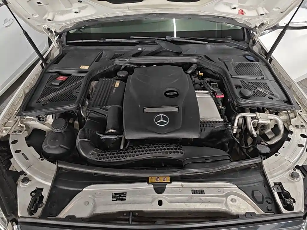 Фото 20 - Mercedes-Benz C-Class