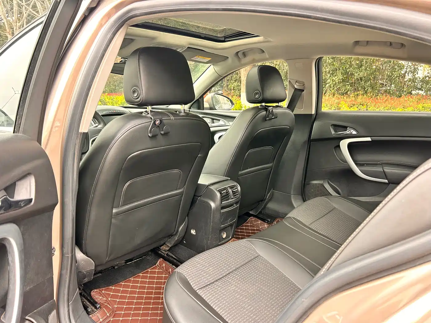 Buick Regal 2015 1.6T Leading Tech Edition фото 9