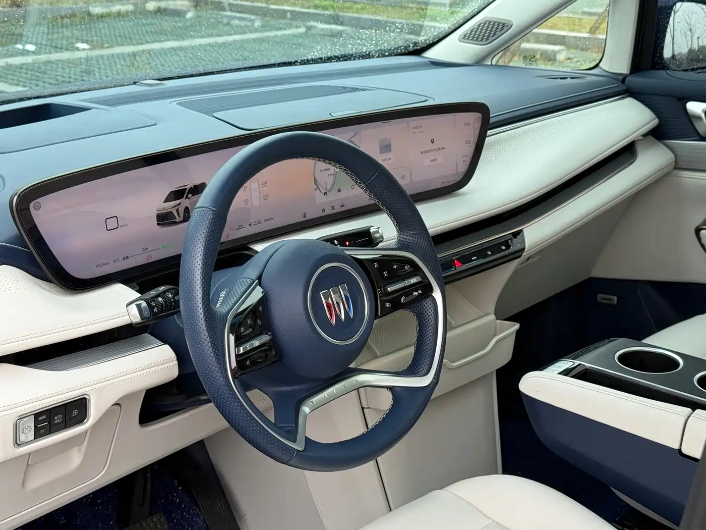 BUICK GL8 NEW ENERGY