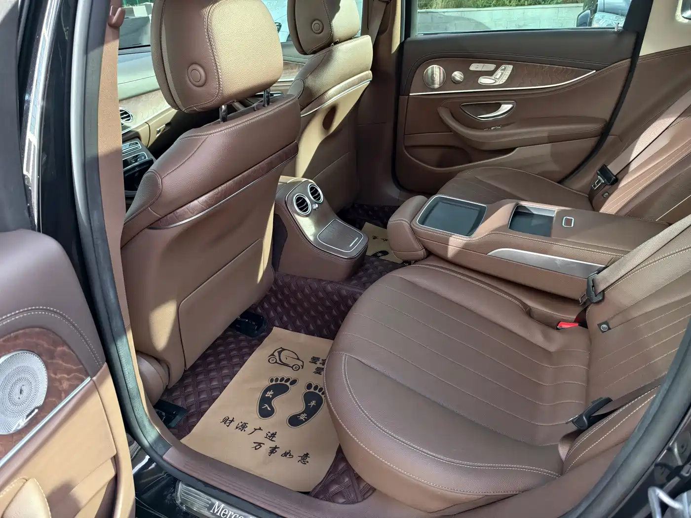 Mercedes-Benz E-Class 2023 E 300 L Luxury фото 6