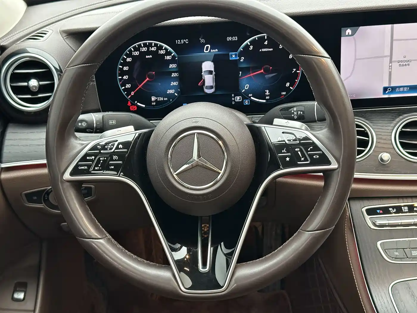 MERCEDES-BENZ E CLASS