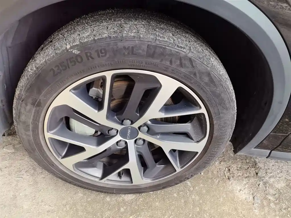 Lynk & Co 01 EM-P 2022 1.5TD PHEV Plus фото 25