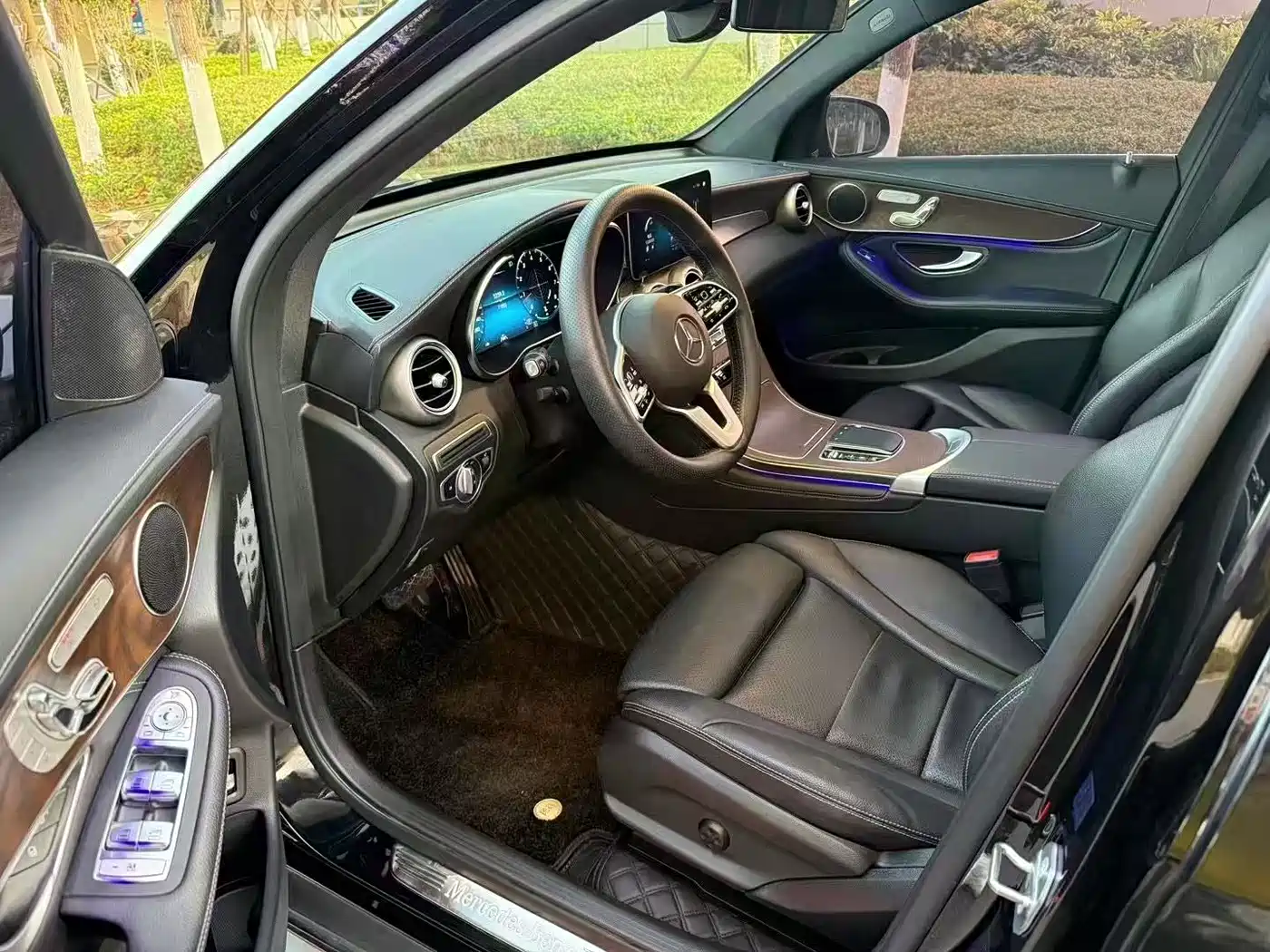 Mercedes-Benz GLC 2020 GLC 300 L 4MATIC Luxury фото 5