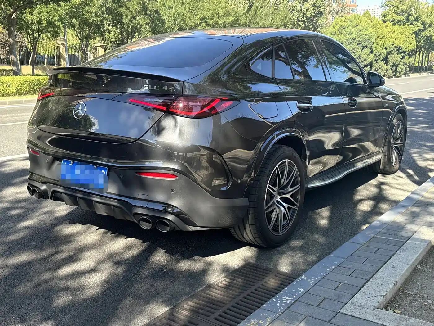 Mercedes-Benz GLC Coupe AMG 2025 2024 AMG GLC 43 4MATIC Coupe SUV