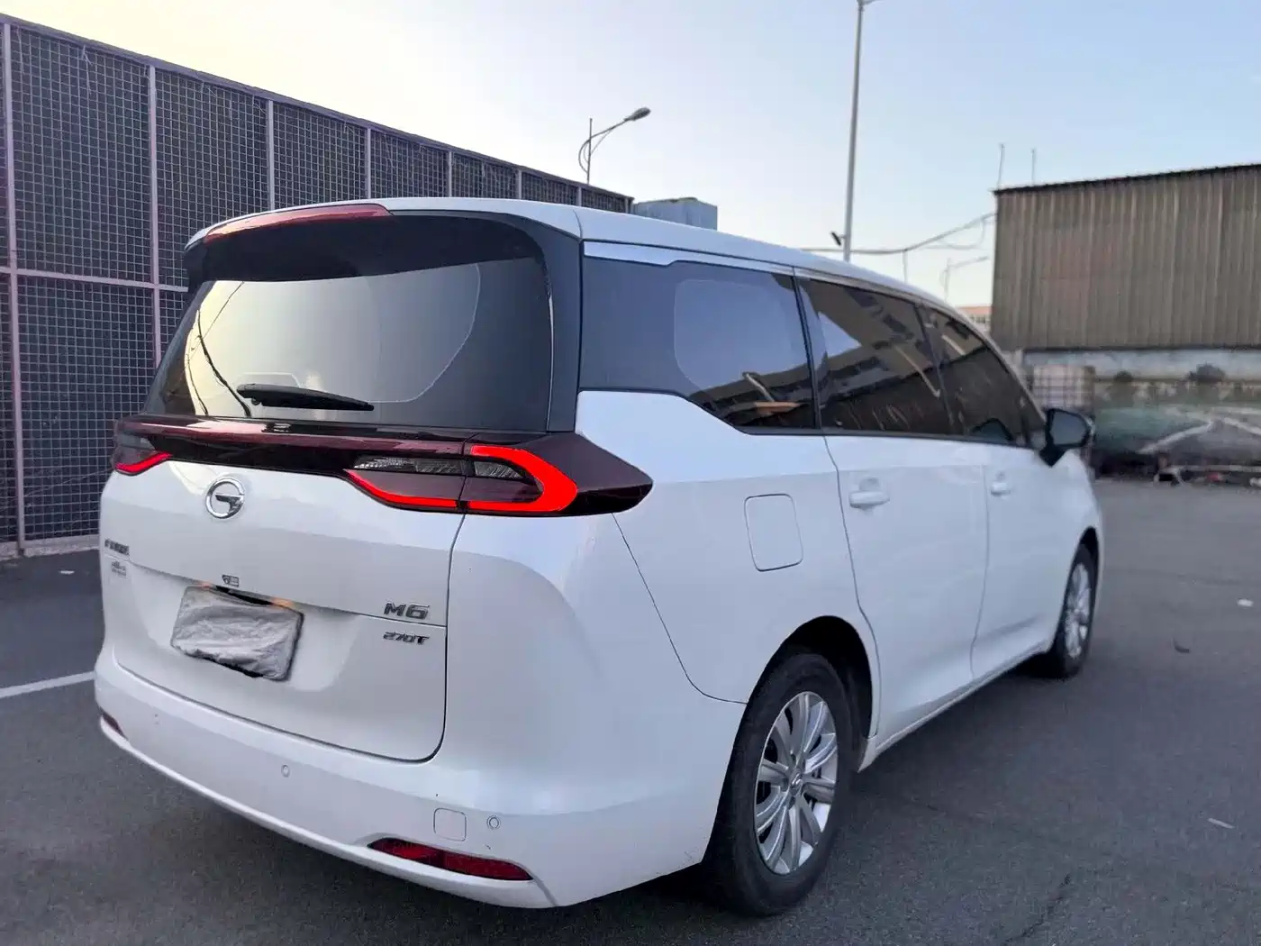 GAC Trumpchi Trumpchi M6 2021 270T DCT Elite Edition (7-Seater) фото 4