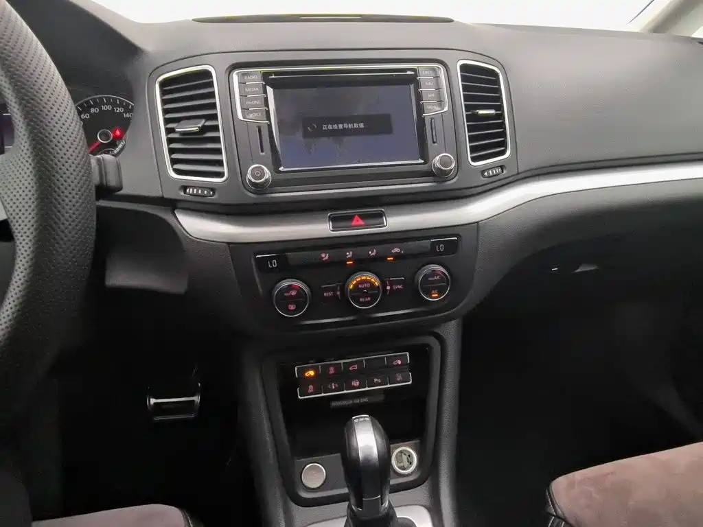 Volkswagen Sharan 2018 2018 380TSI Comfort 7-Seater