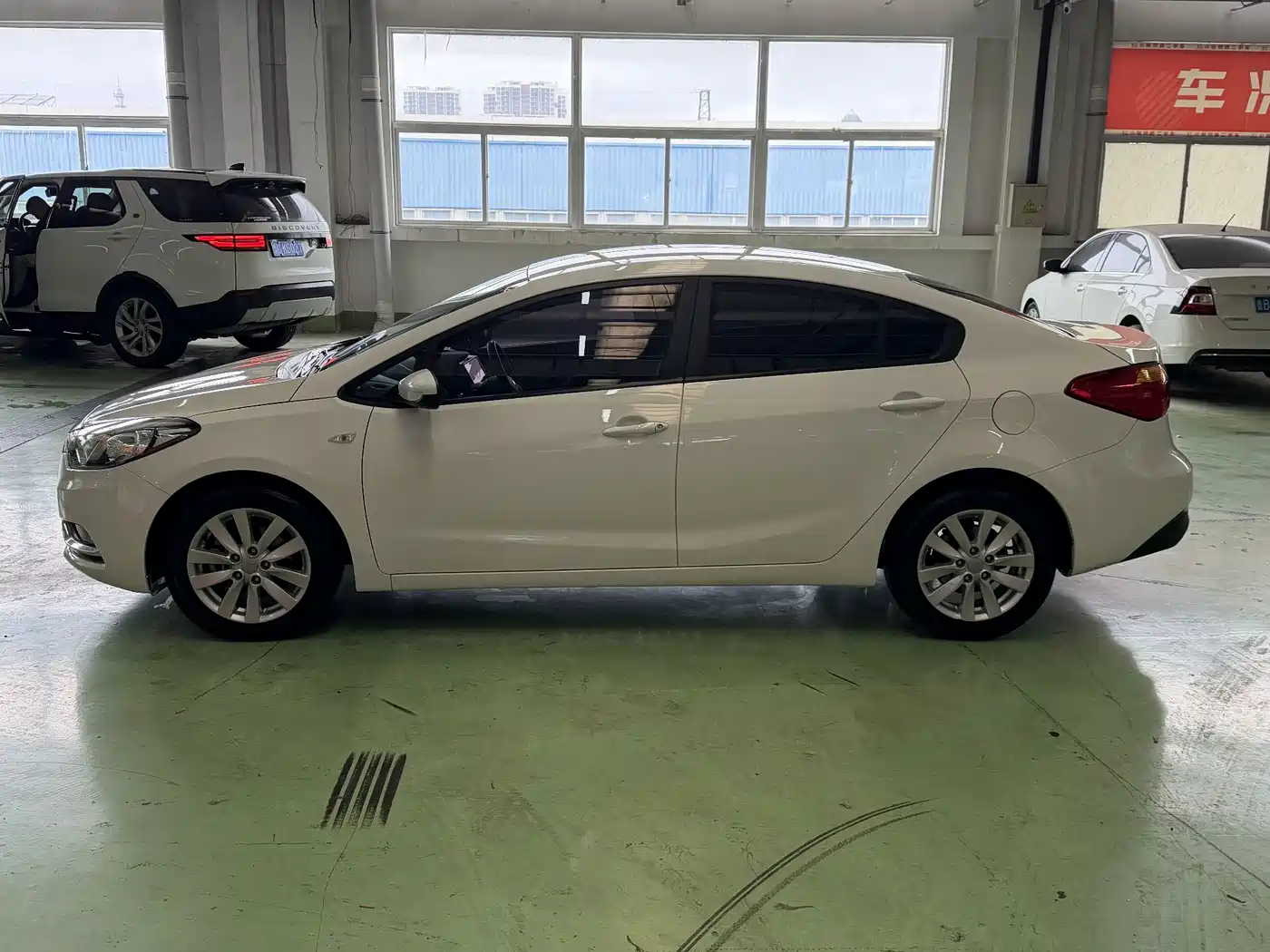 Kia K3 2015 1.6L Automatic GL фото 4