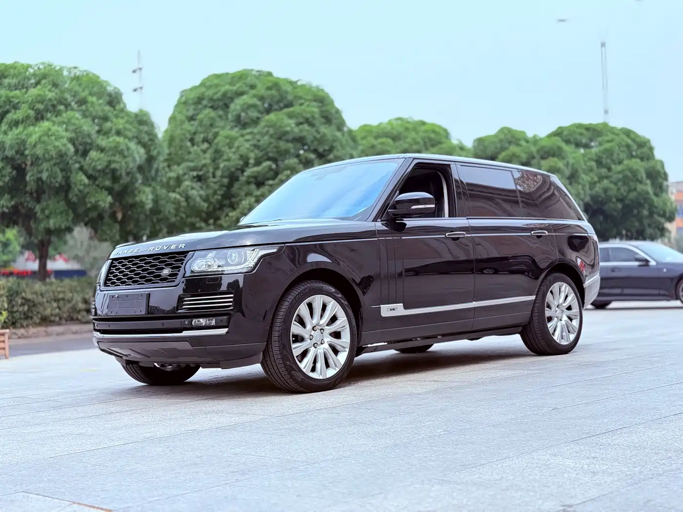 Land Rover Range Rover 2015 5.0 SC V8 AB Prestigious Genesis Extended Edition