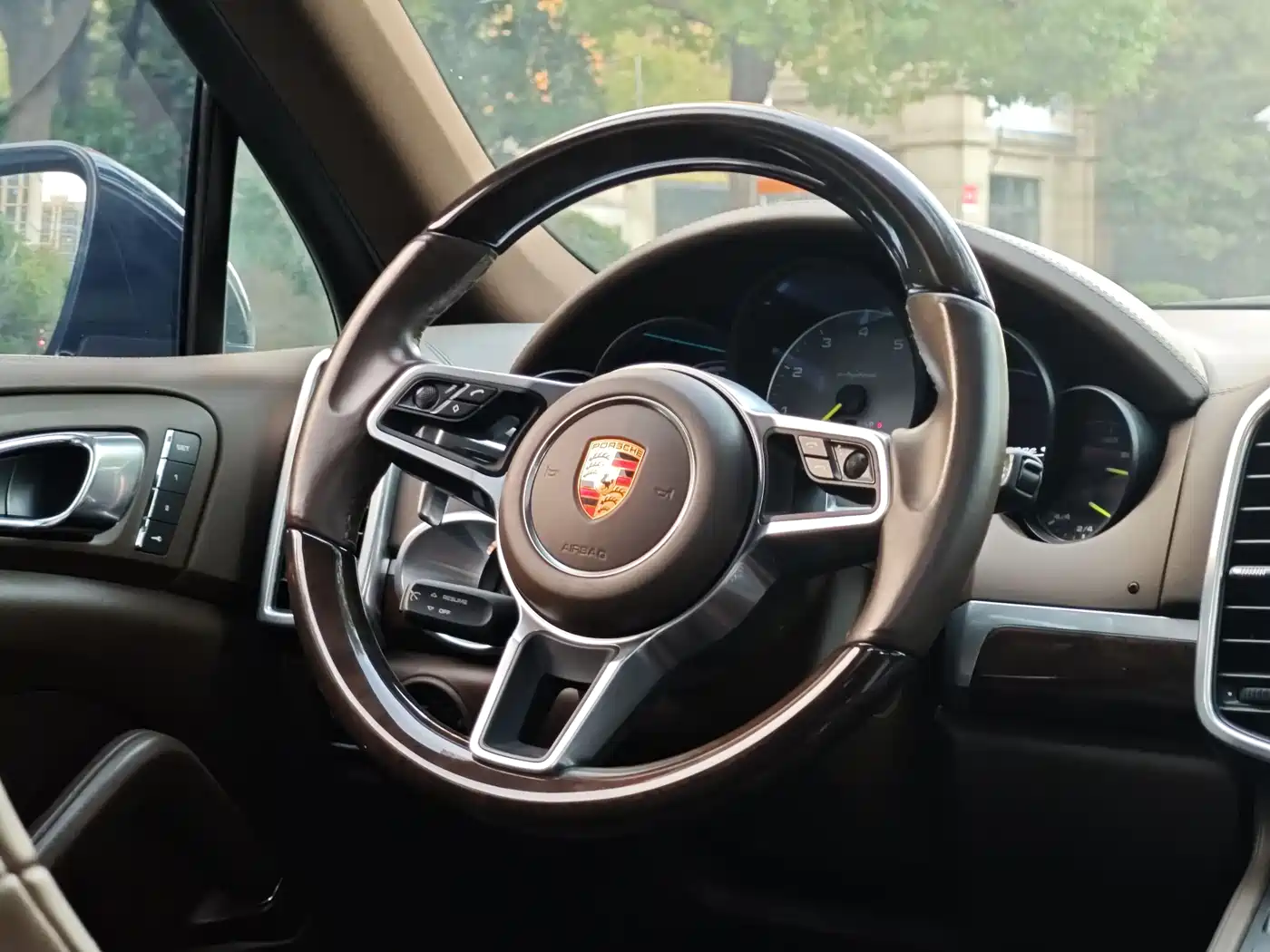 PORSCHE CAYENNE NEW ENERGY