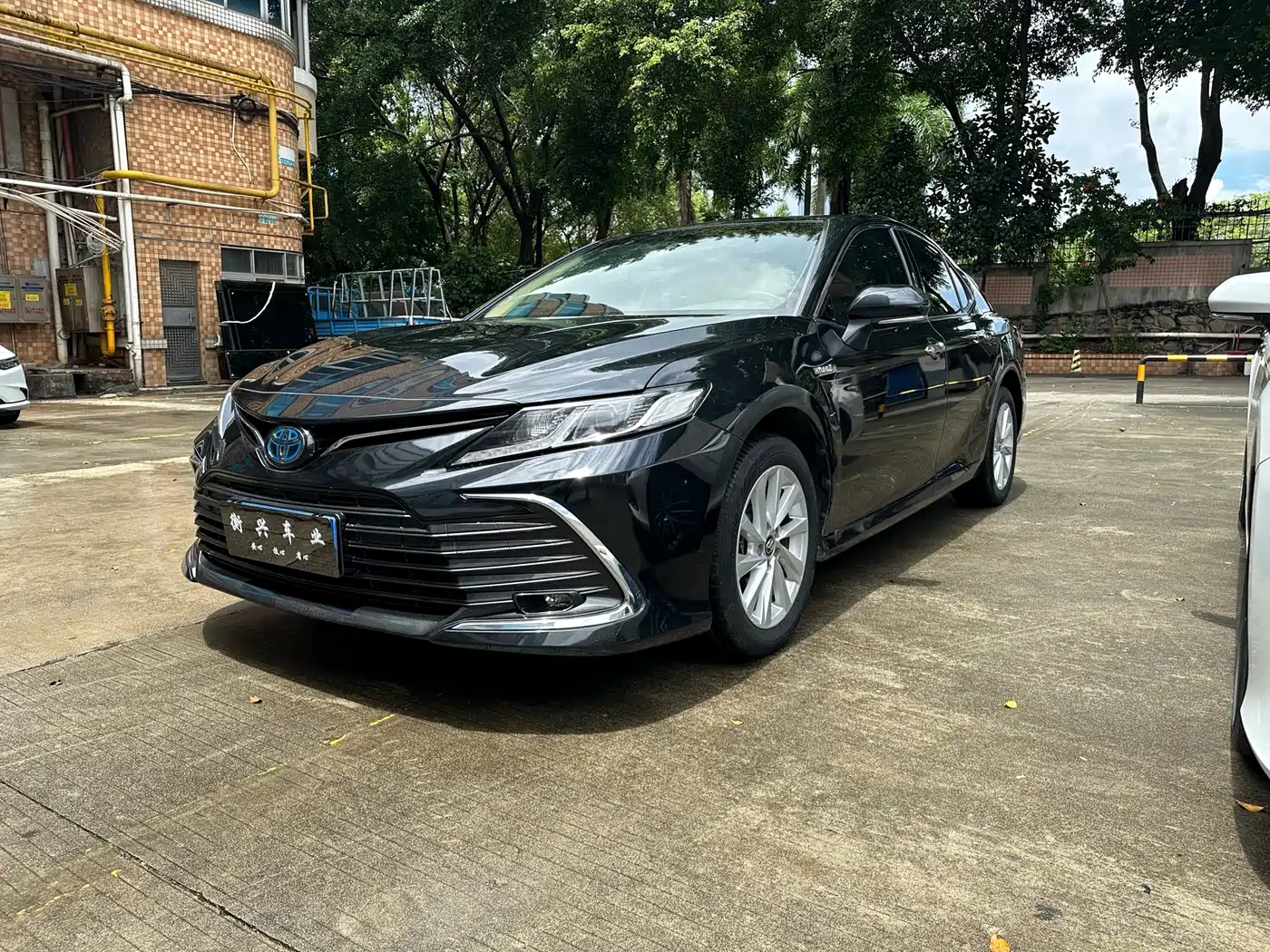 Toyota Camry 2021 Hybrid 2.5HGVP Leading Edition