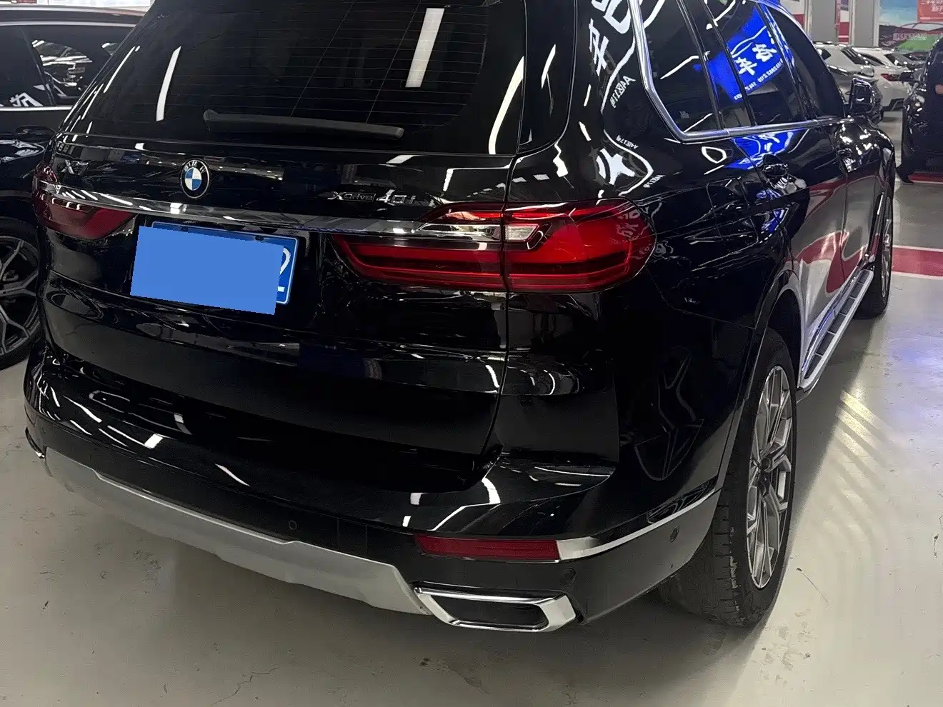 Photo 4 - BMW X7