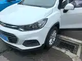 Фото 24 - Chevrolet Trax
