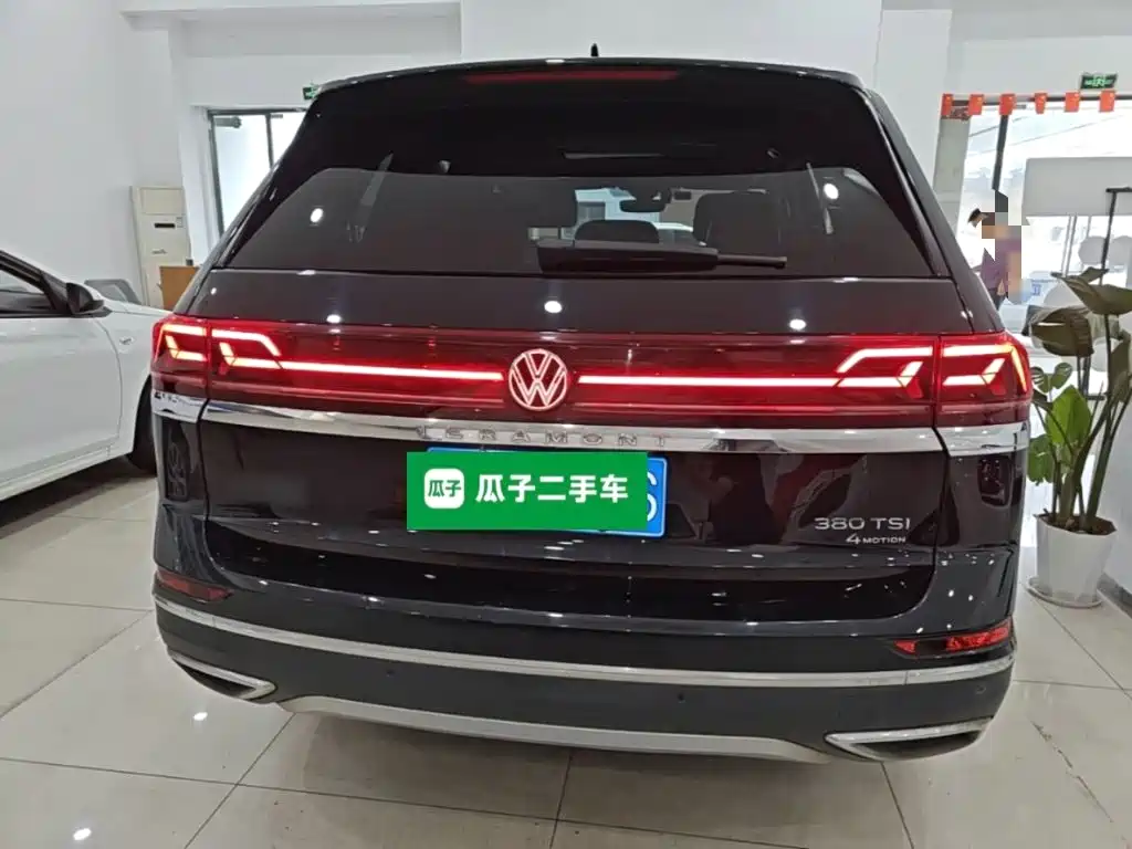 VOLKSWAGEN TOURANG