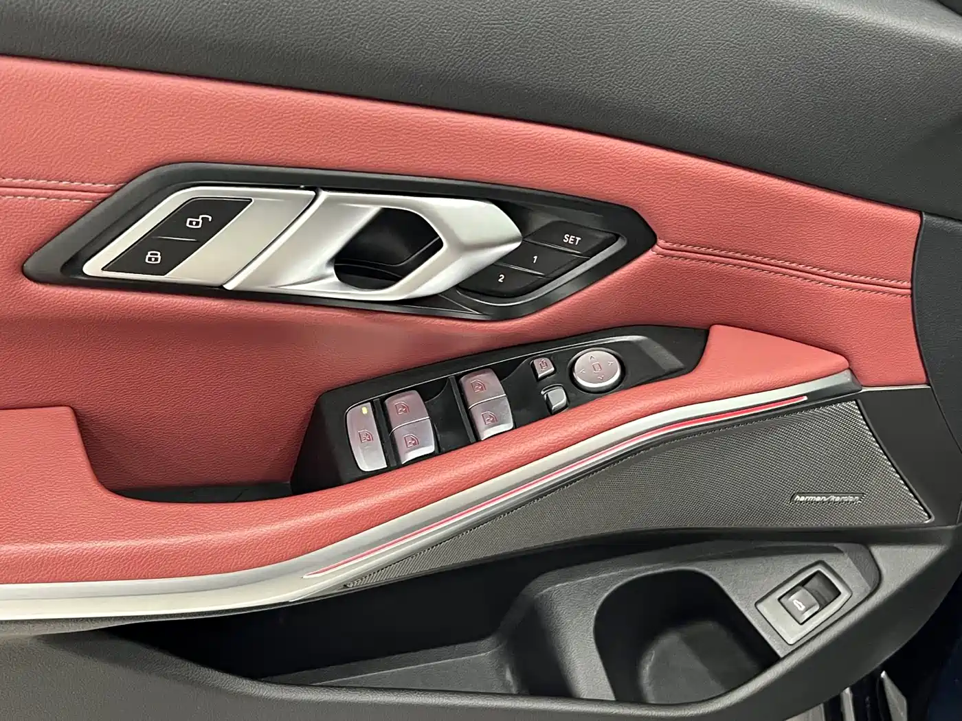 BMW 3 Series 2023 325Li M Sport Black Night Package фото 18