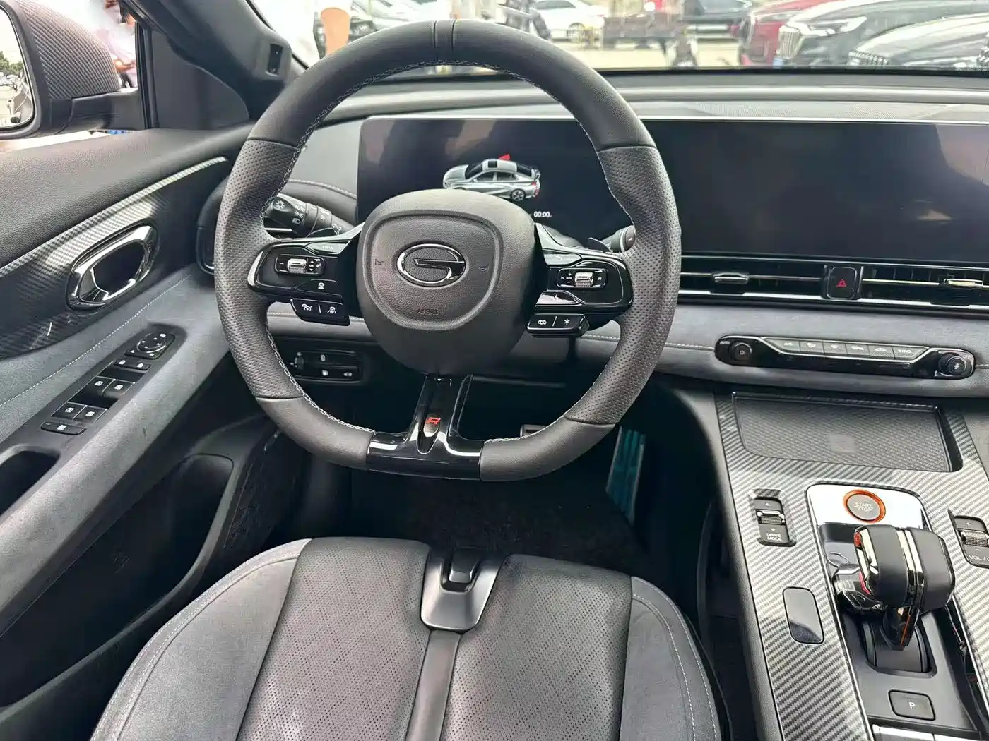 GAC Trumpchi Trumpchi Emkoo 2023 400T Auto R MAX фото 6