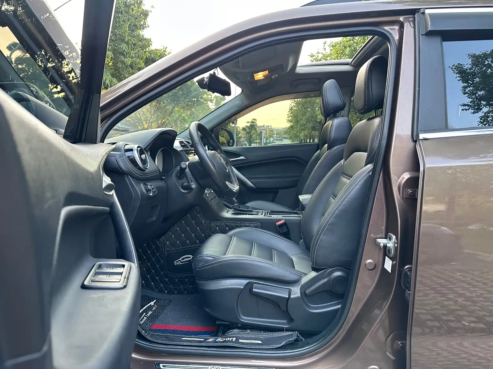 Фото 4 - MG Roewe RX5
