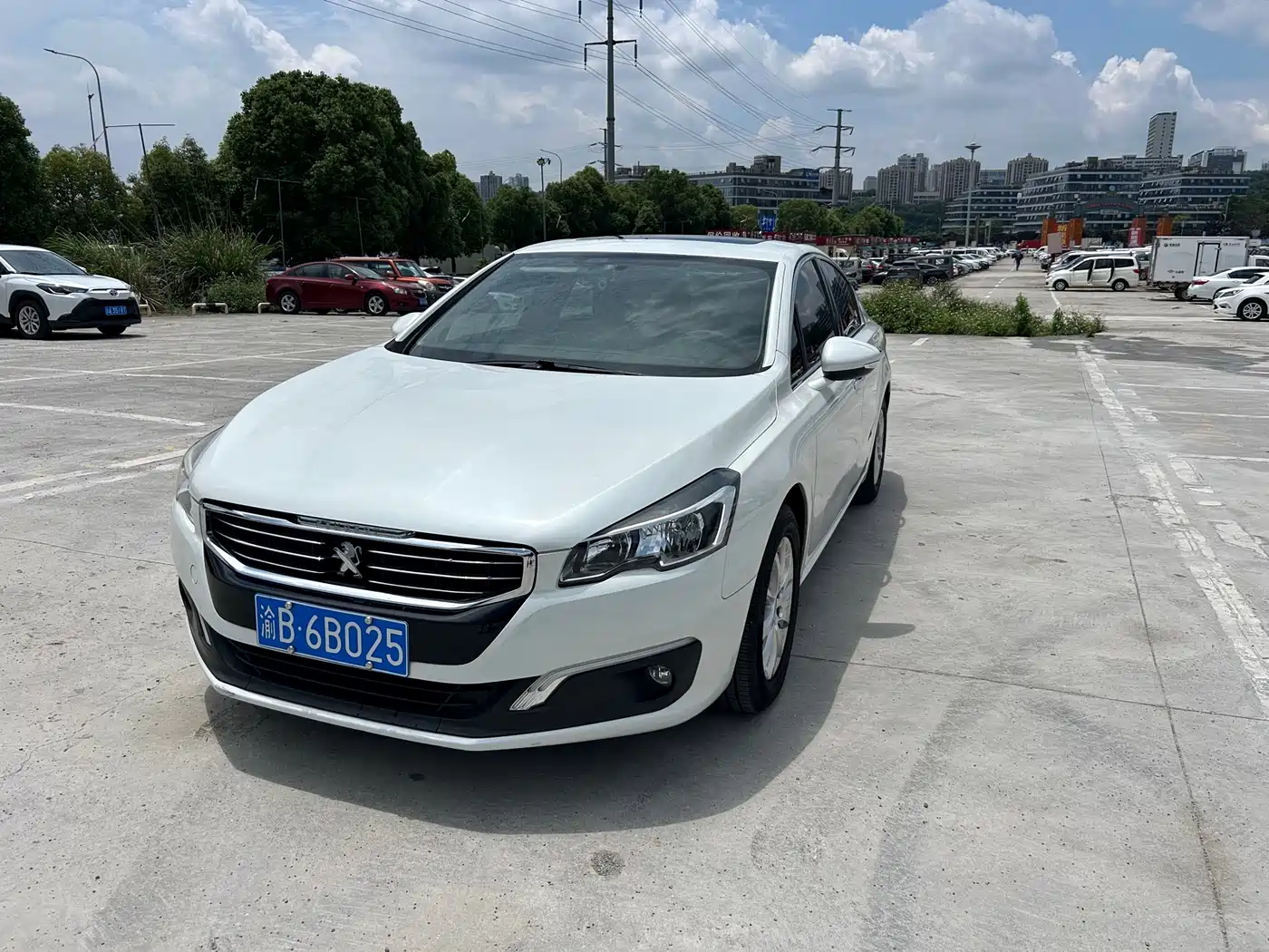 Peugeot 508 2015 1.6THP Auto Comfort Edition