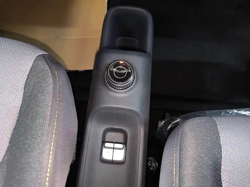 Wuling Motors Wuling Zhiguang NEV 2026 2025 Model 305km Base Version