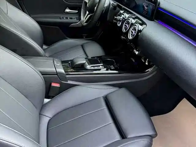 MERCEDES-BENZ CLASS A