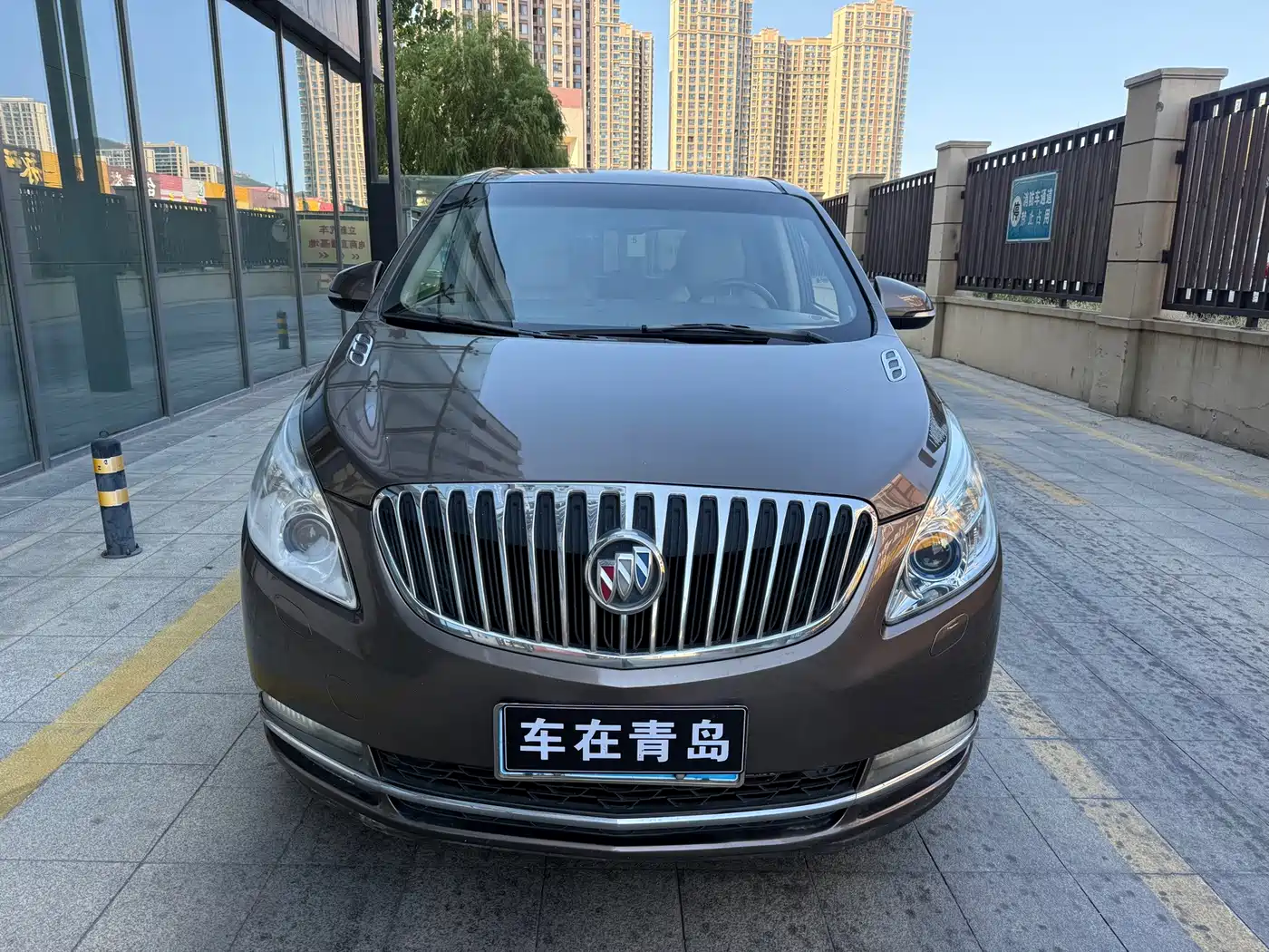 Фото 2 - Buick GL8