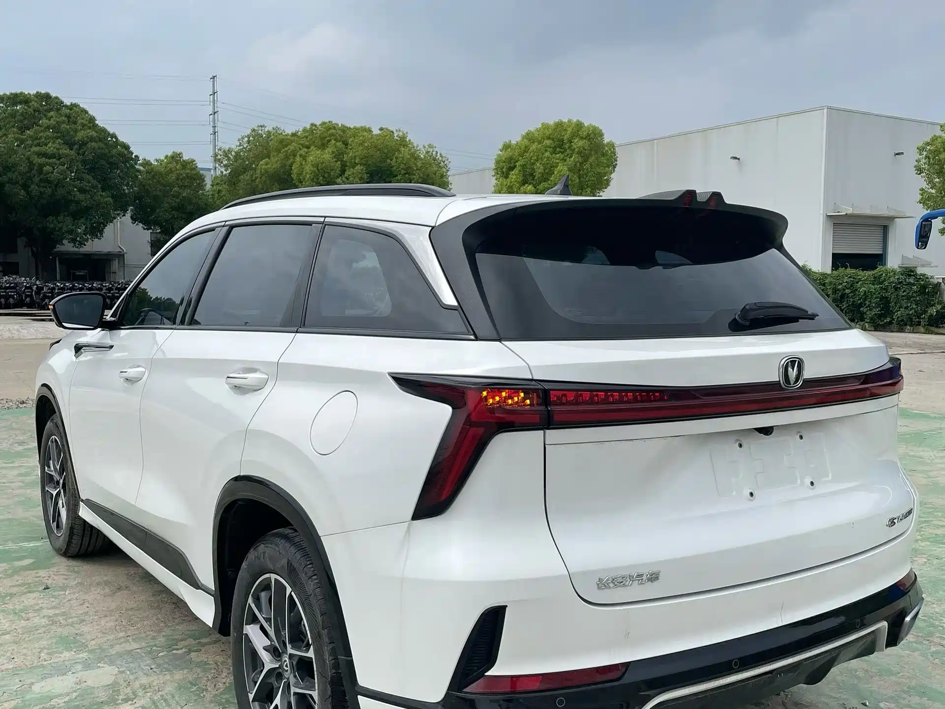 Фото 9 - Changan CS75 PLUS