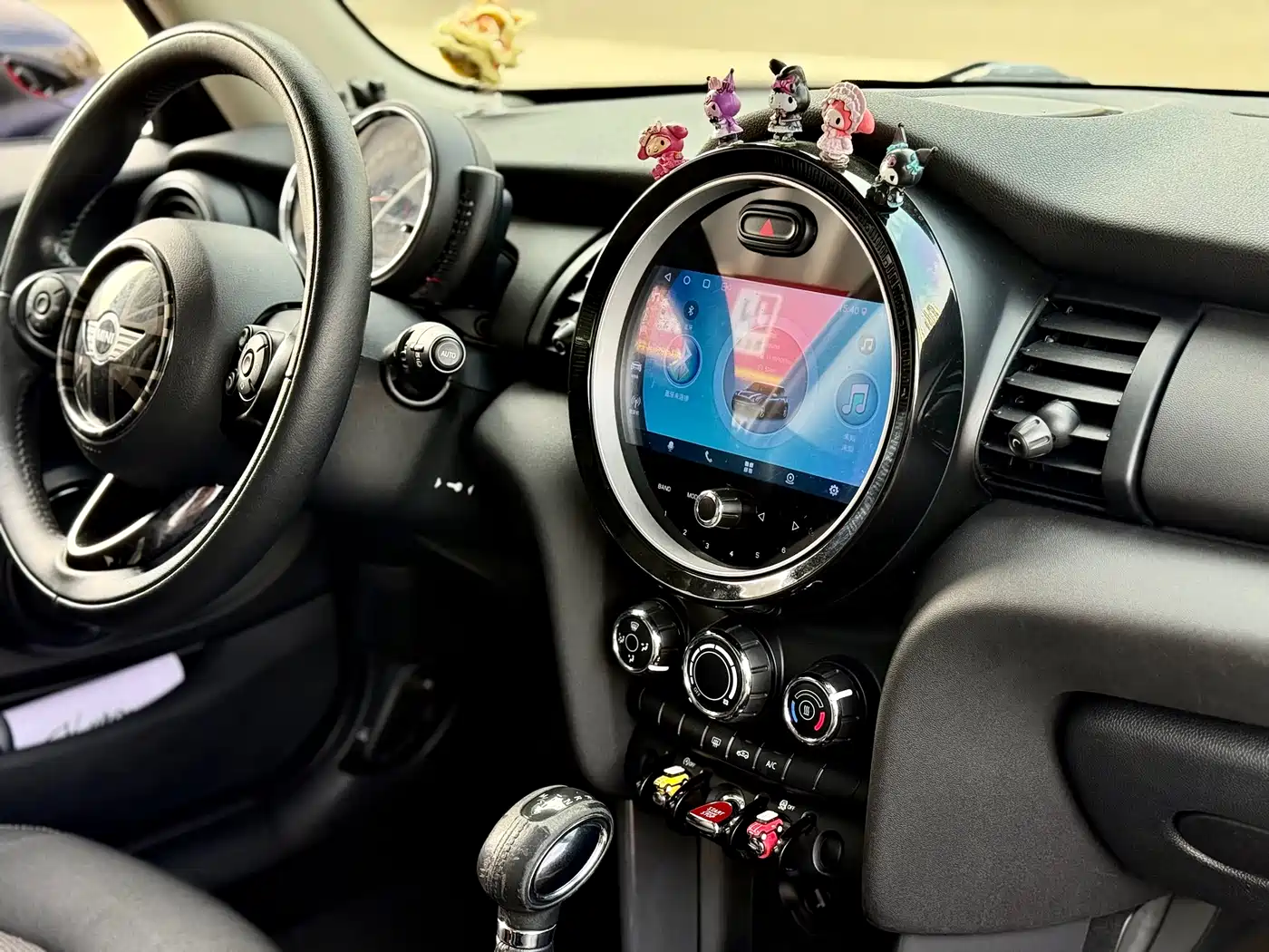 MINI 2016 1.2T ONE Pioneer фото 8