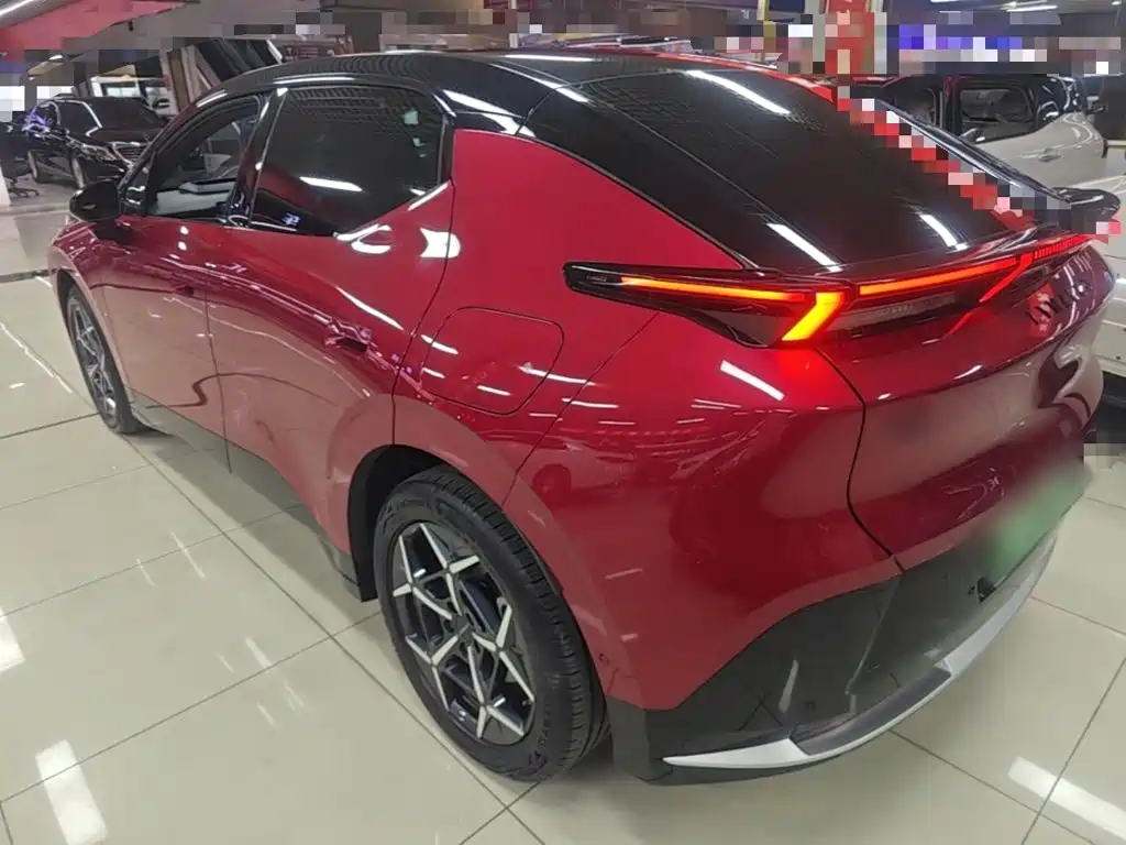 2026 Lynk & Co Z20
