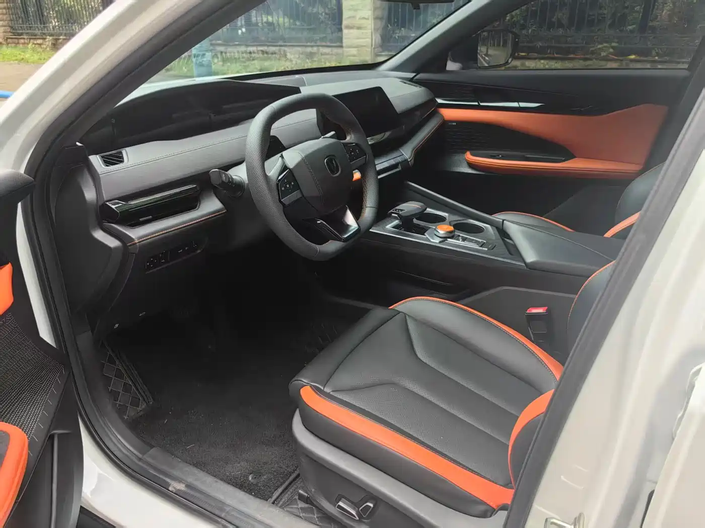 CHANGAN UNI-V